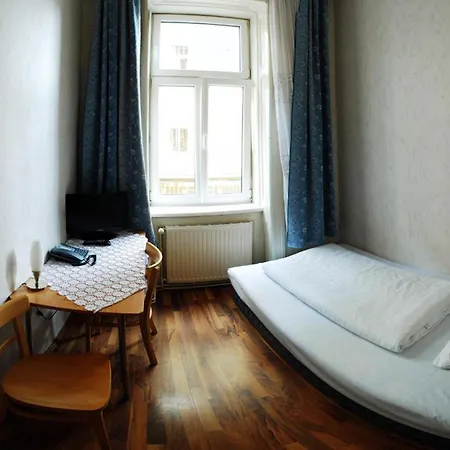 Hotel Pension Arpi-2
